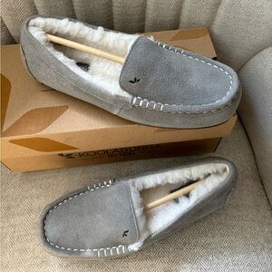 UGG W Lezly Sheepskin Loafer Slippers Gray